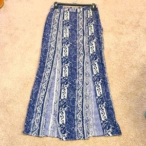Maxi skirt